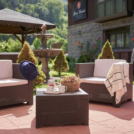 Gran Chalet Hotel & Petit Spa Вьелья Экстерьер фото