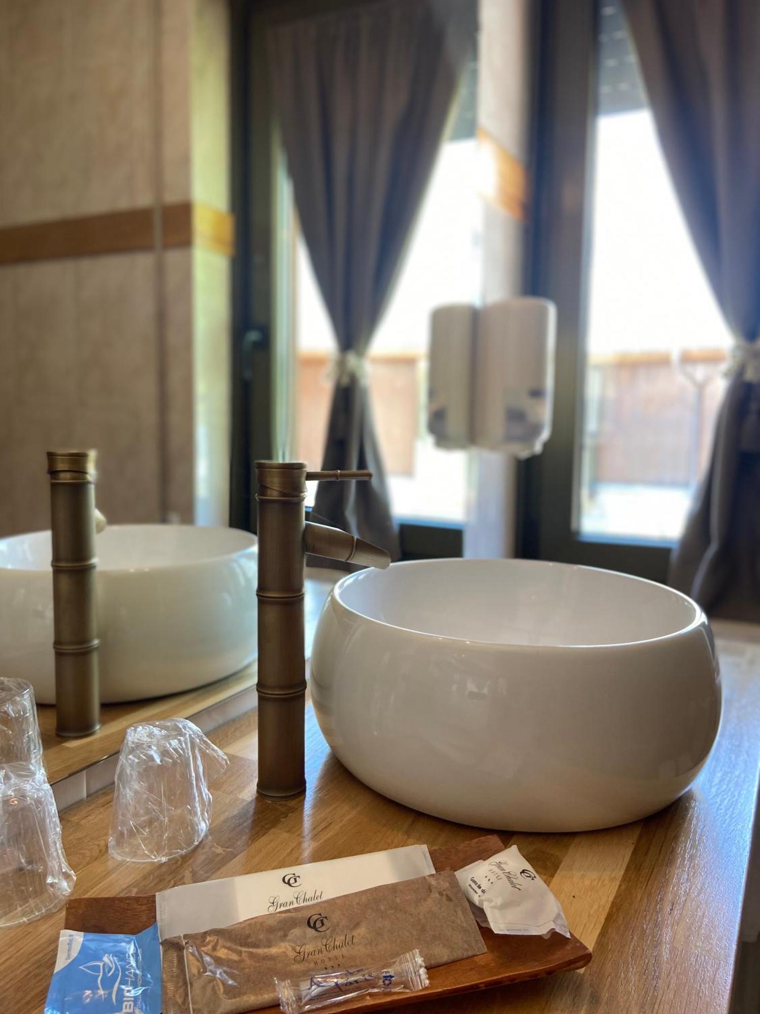 Gran Chalet Hotel & Petit Spa Вьелья Номер фото