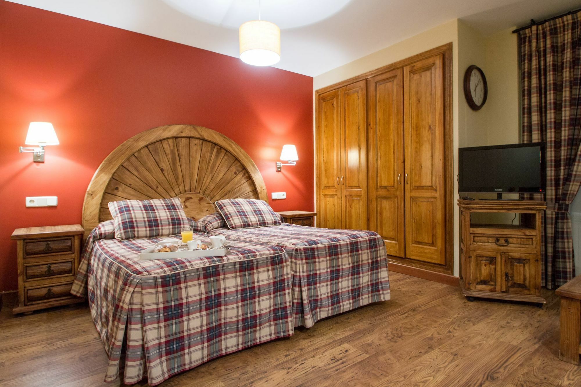 Gran Chalet Hotel & Petit Spa Вьелья Экстерьер фото